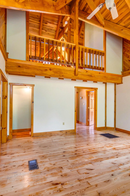 Listing Image 29