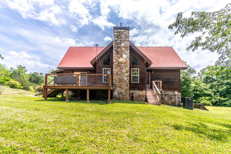 Listing Image 4