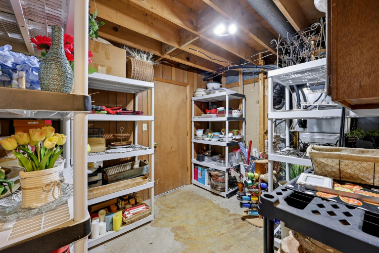 Listing Image 51