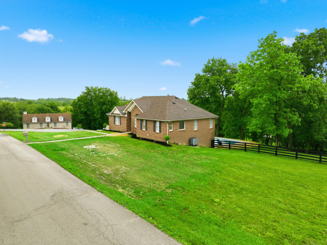Listing Image 54