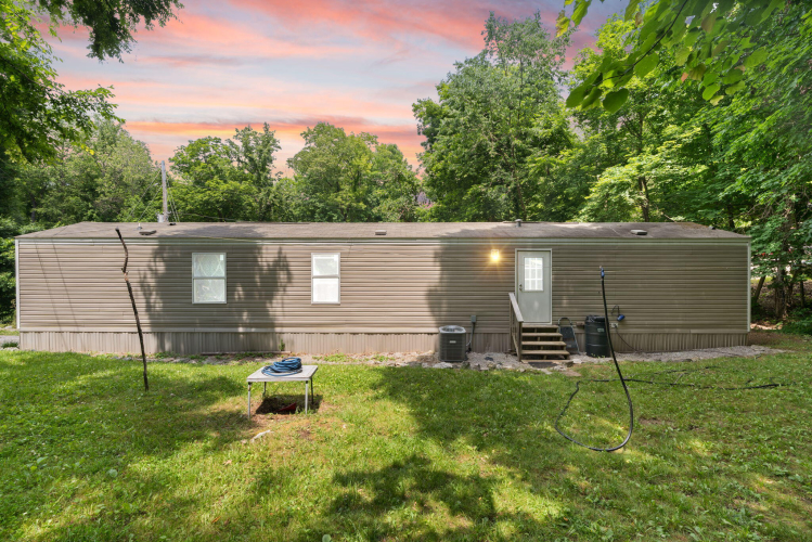 Listing Image 25