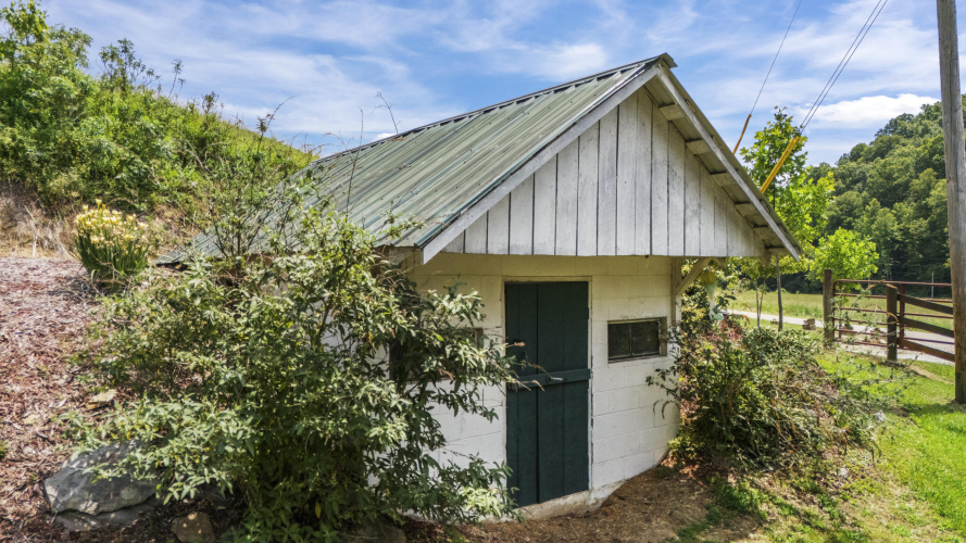 Listing Image 47