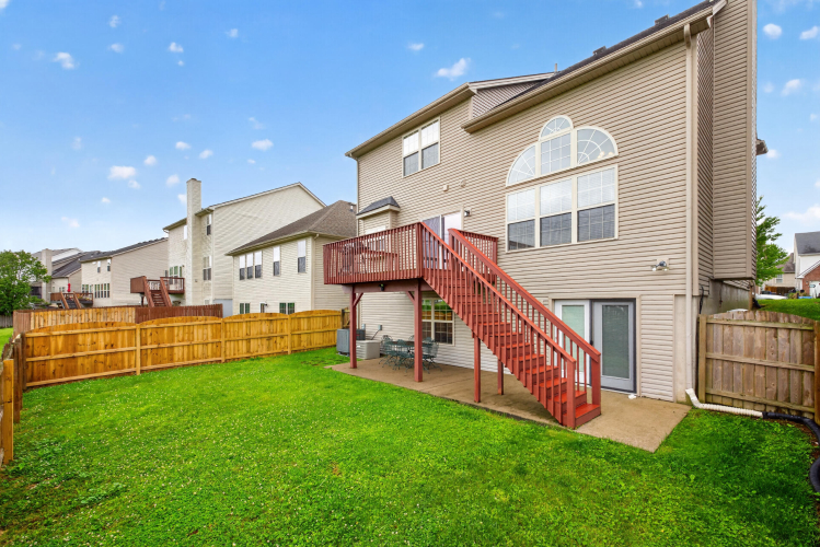 Listing Image 5