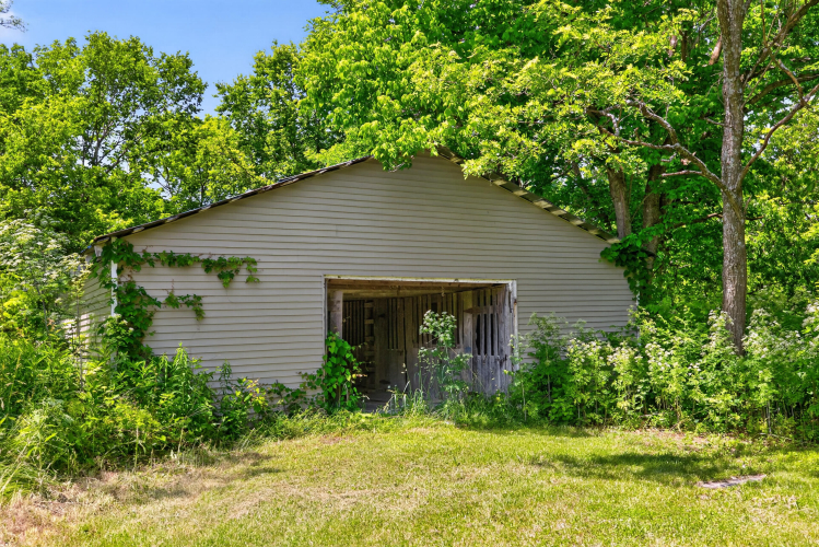 Listing Image 27