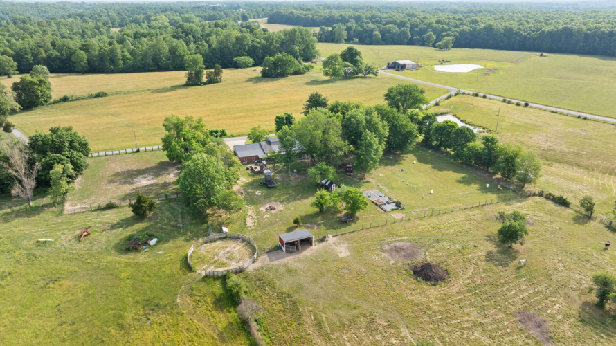 Listing Image 38