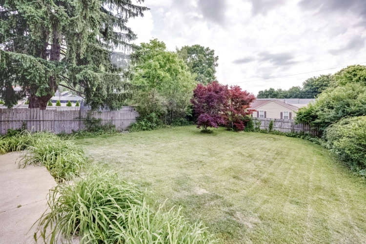 Listing Image 63