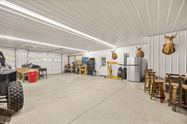 Listing Image 28