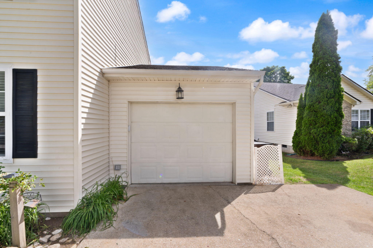 Listing Image 64
