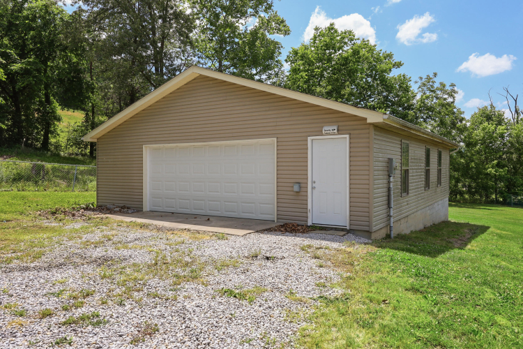 Listing Image 26
