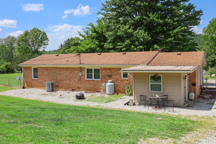 Listing Image 41