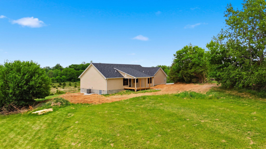 Listing Image 50