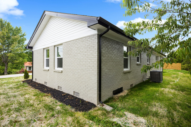 Listing Image 35