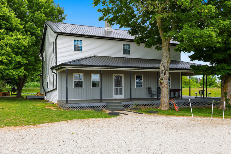 Listing Image 5