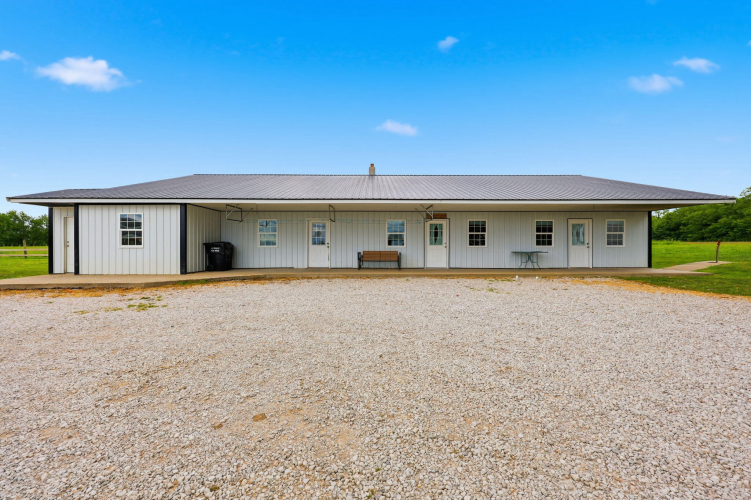 Listing Image 42