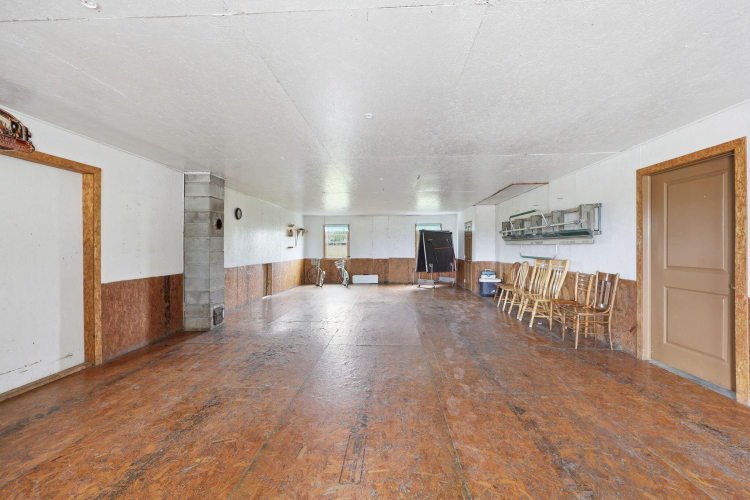 Listing Image 45