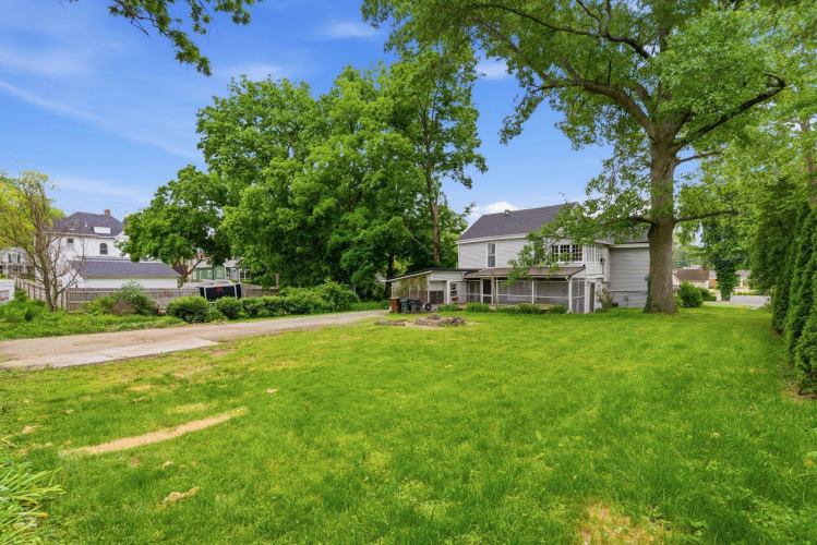 Listing Image 51