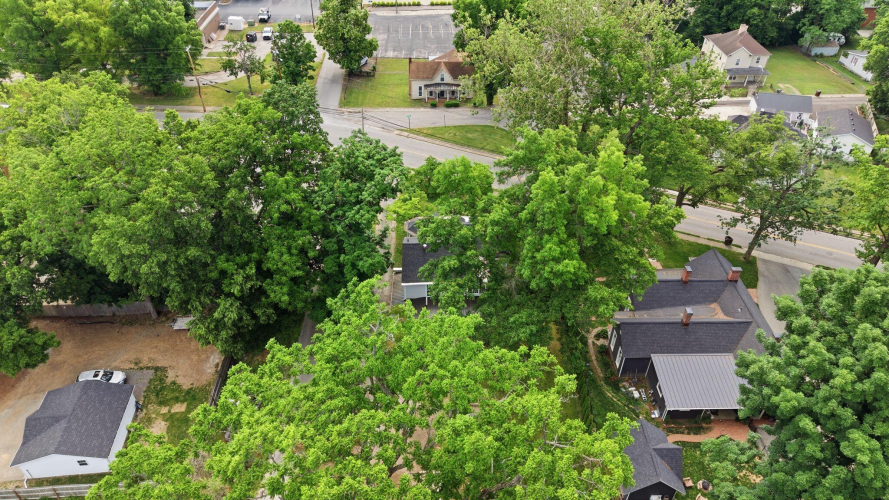 Listing Image 58