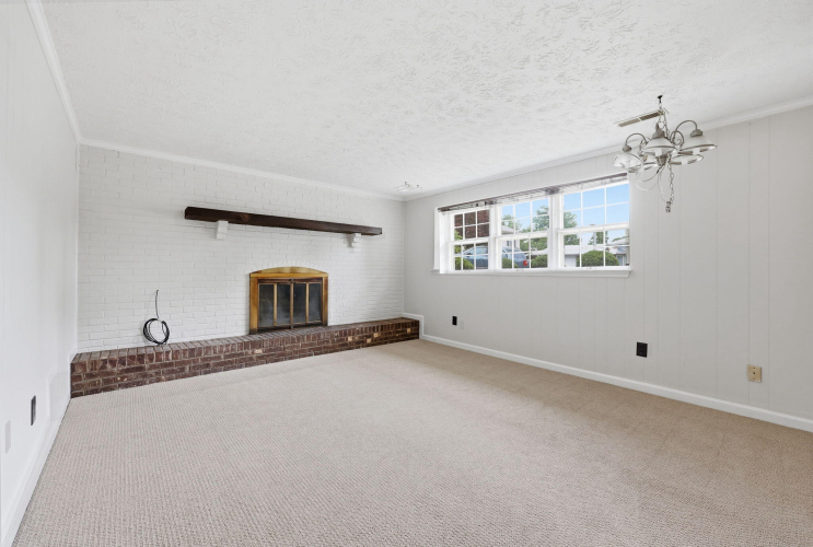 Listing Image 41