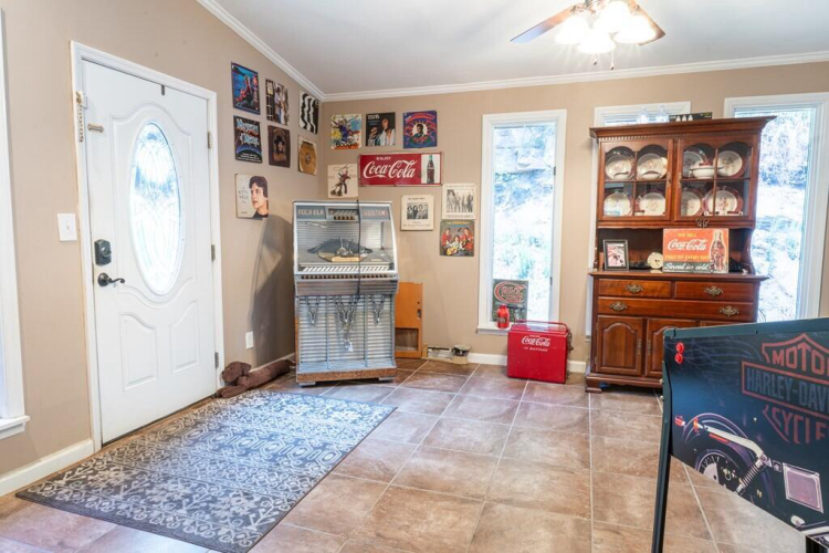Listing Image 29