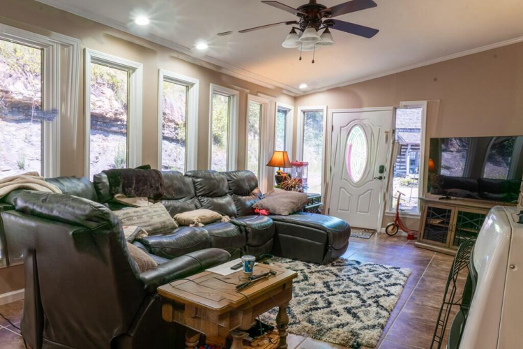Listing Image 32