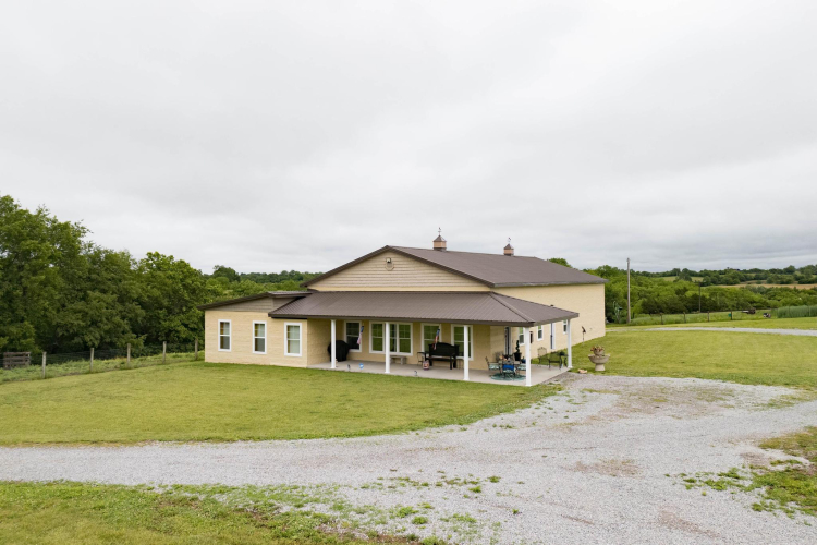 Listing Image 5