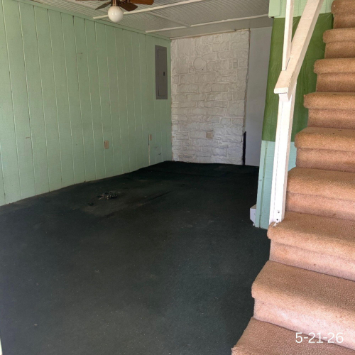 Listing Image 6