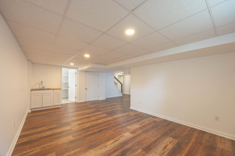 Listing Image 51