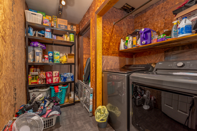 Listing Image 33