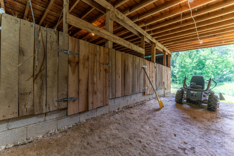 Listing Image 64