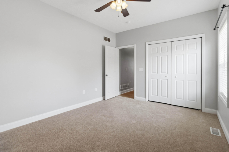 Listing Image 50