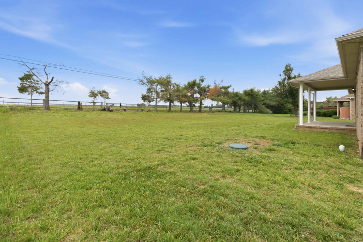 Listing Image 77