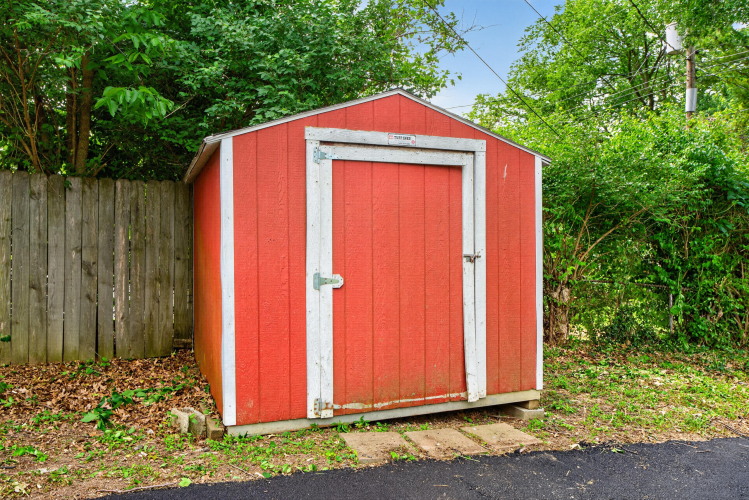 Listing Image 32