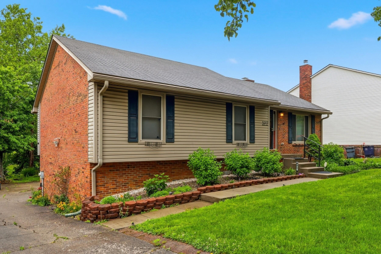 Listing Image 22