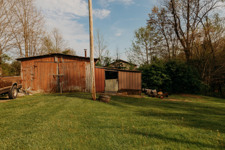 Listing Image 8