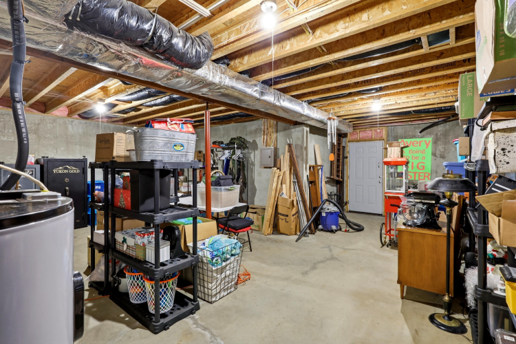 Listing Image 44