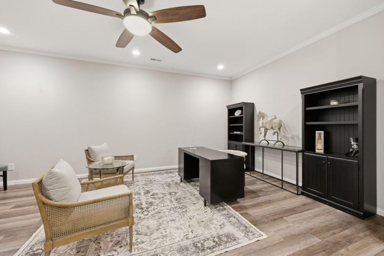 Listing Image 106