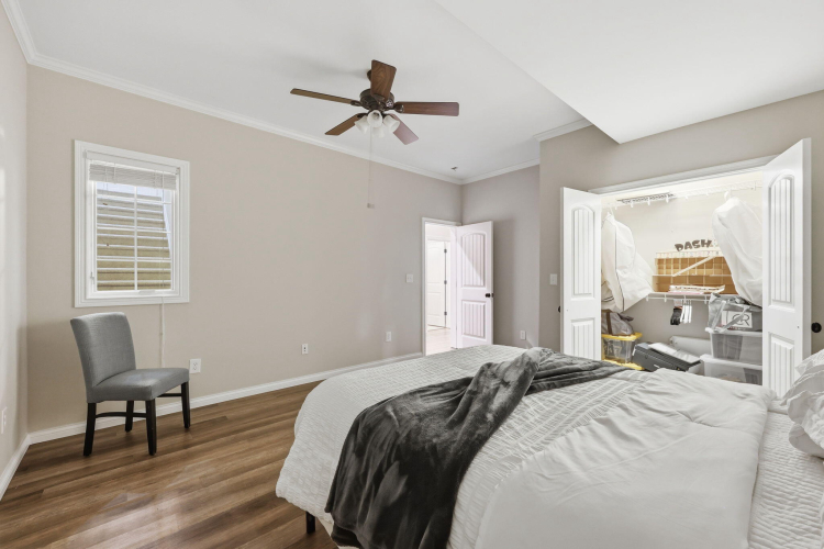 Listing Image 116