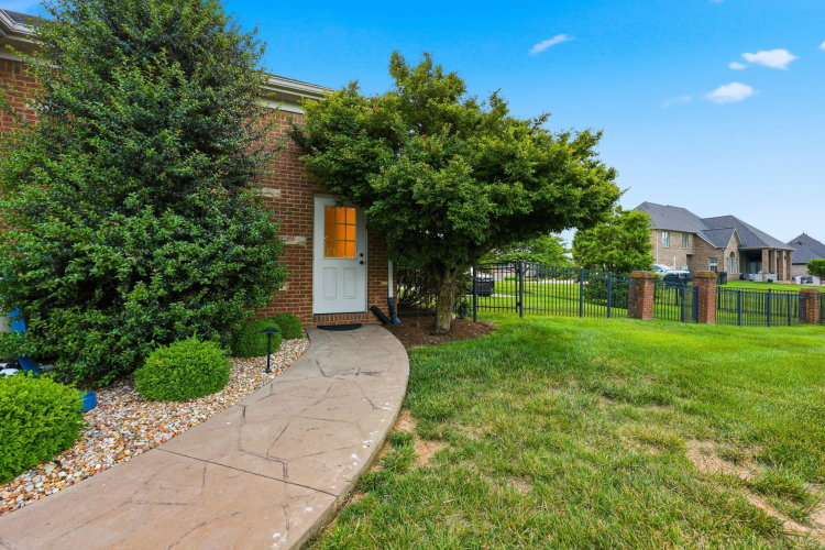 Listing Image 119
