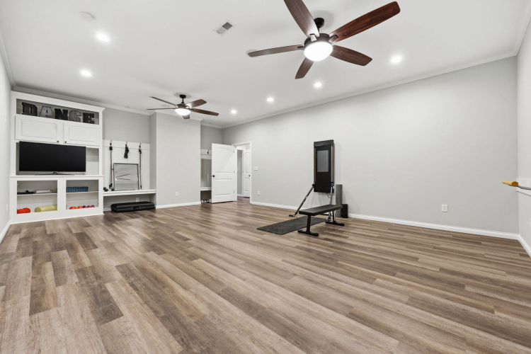 Listing Image 123