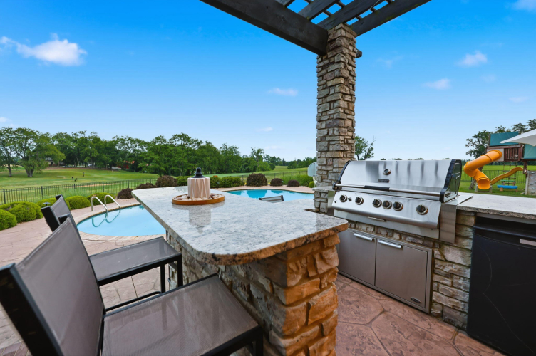 Listing Image 131