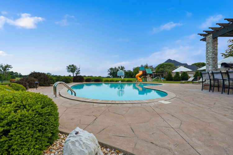 Listing Image 137