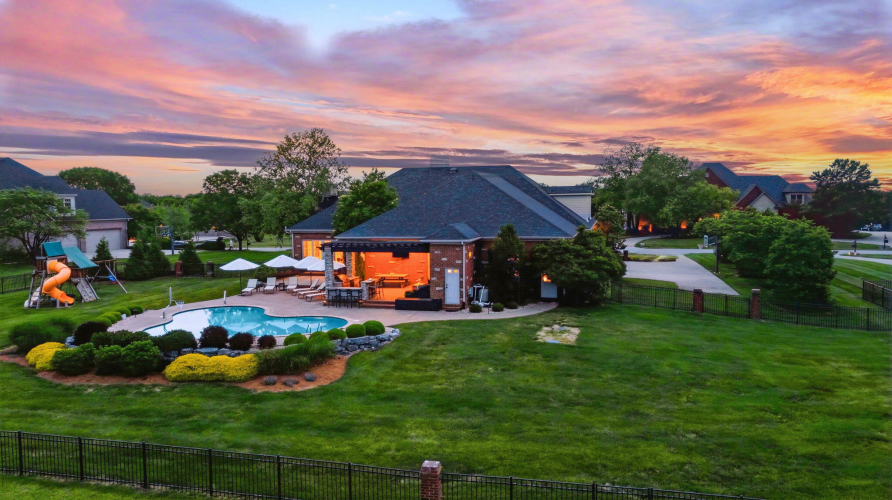 Listing Image 152
