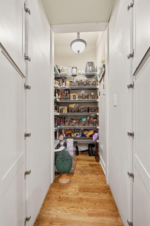Listing Image 58