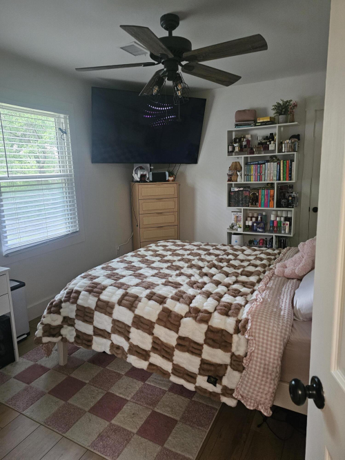 Listing Image 53