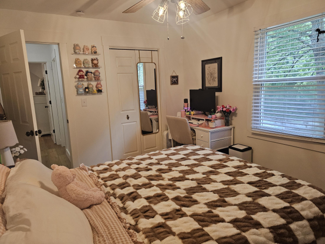 Listing Image 54