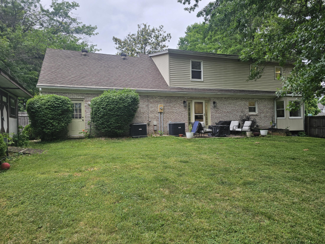 Listing Image 9