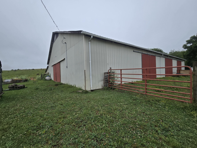 Listing Image 11