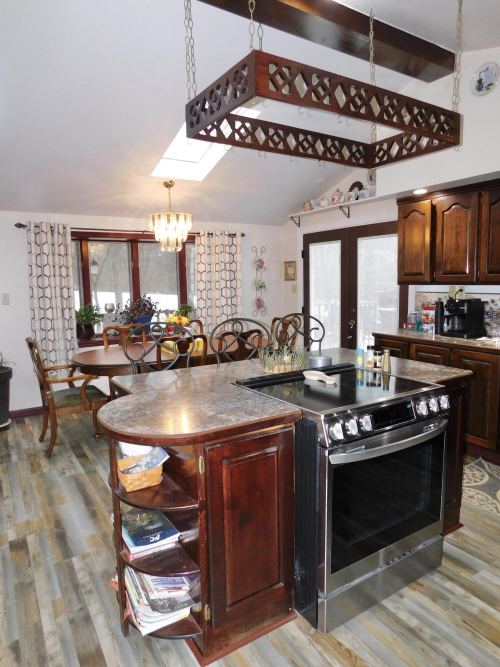 Listing Image 14