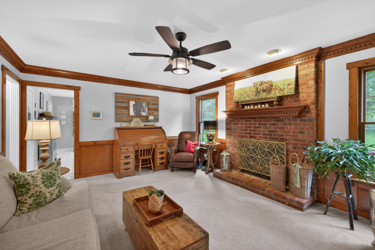 Listing Image 14
