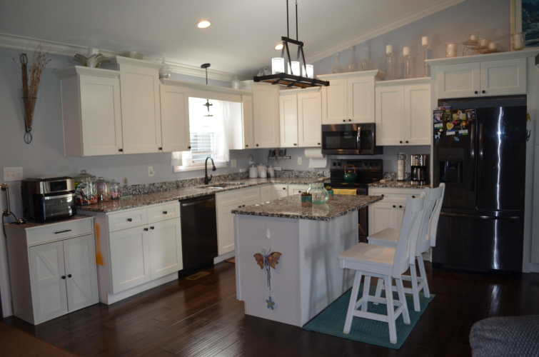 Listing Image 9